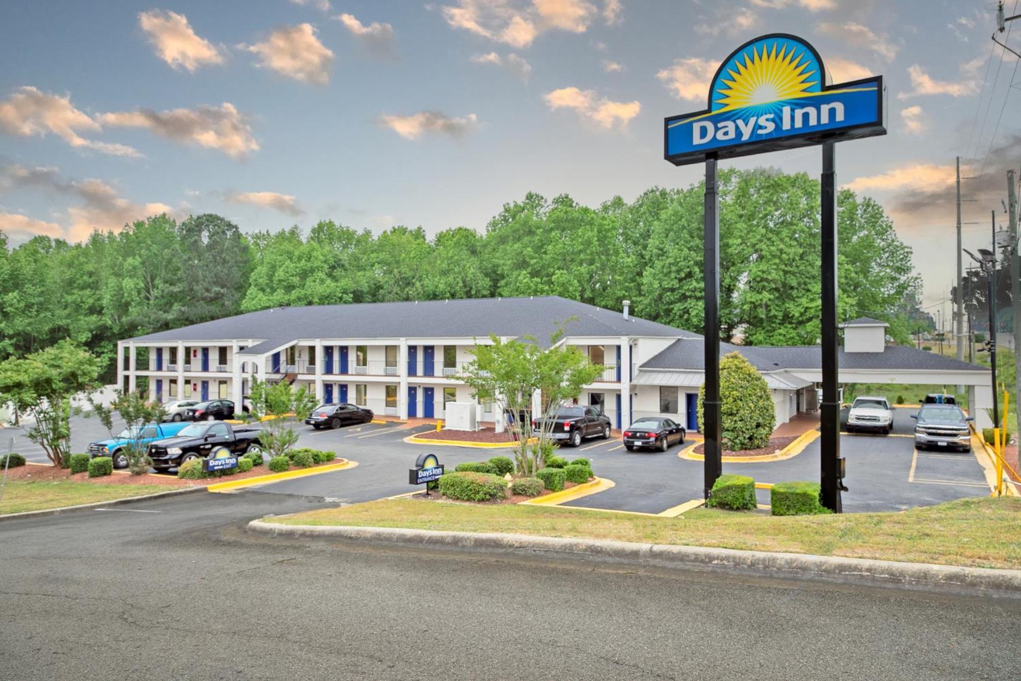 Days Inn By Wyndham Augusta Near Fort Gordon Exterior photo