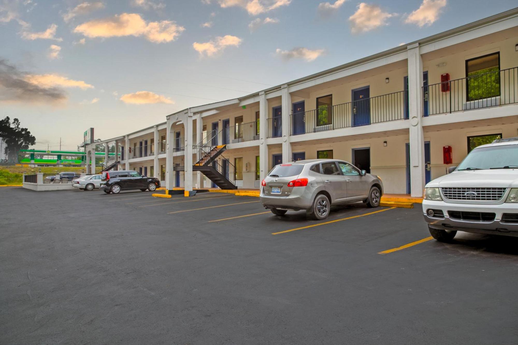 Days Inn By Wyndham Augusta Near Fort Gordon Exterior photo